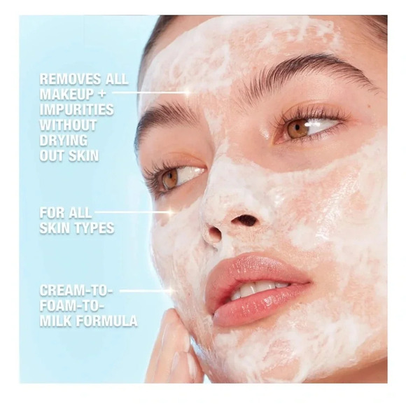 Charlotte Tilbury
Magic Revival Foaming Gentle Cleanser with Hyaluronic Acid - Picture 3 of 10
